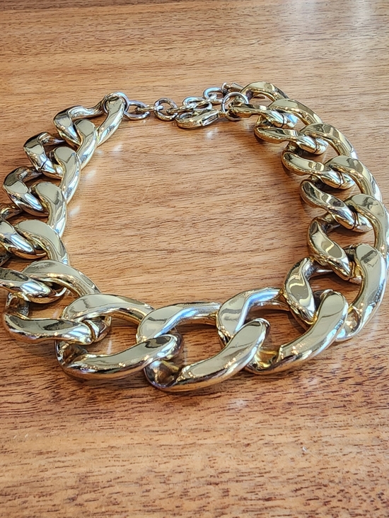 Jewelry - Gold Chunky Chain Link Necklace - Women Jewelry